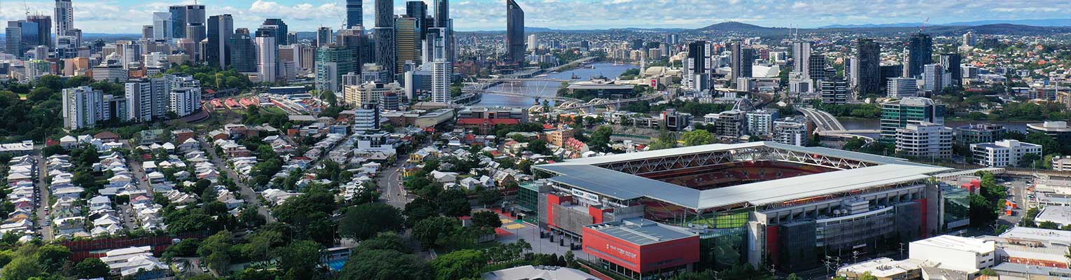 An image of Suncorp Stadium During the Day with Brisbane City in the Background
