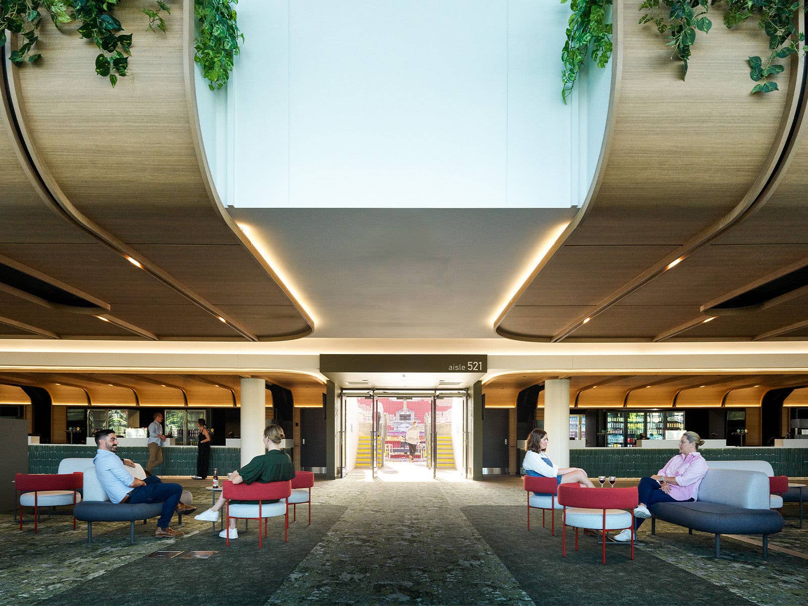 Members Level 5 Reserve Emerald Lounge 