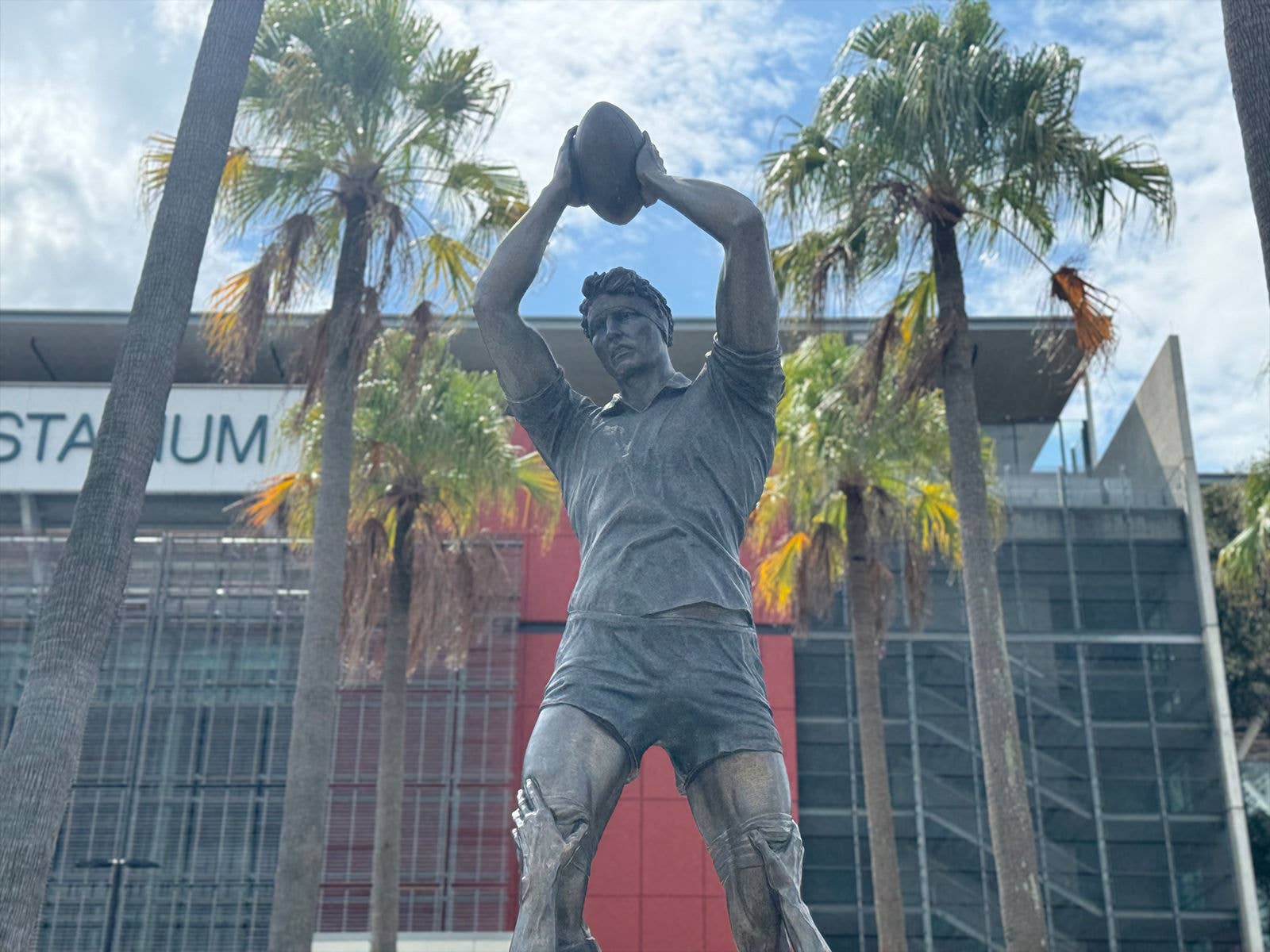 The John Eales Statue on the Suncorp Stadium southern plaza